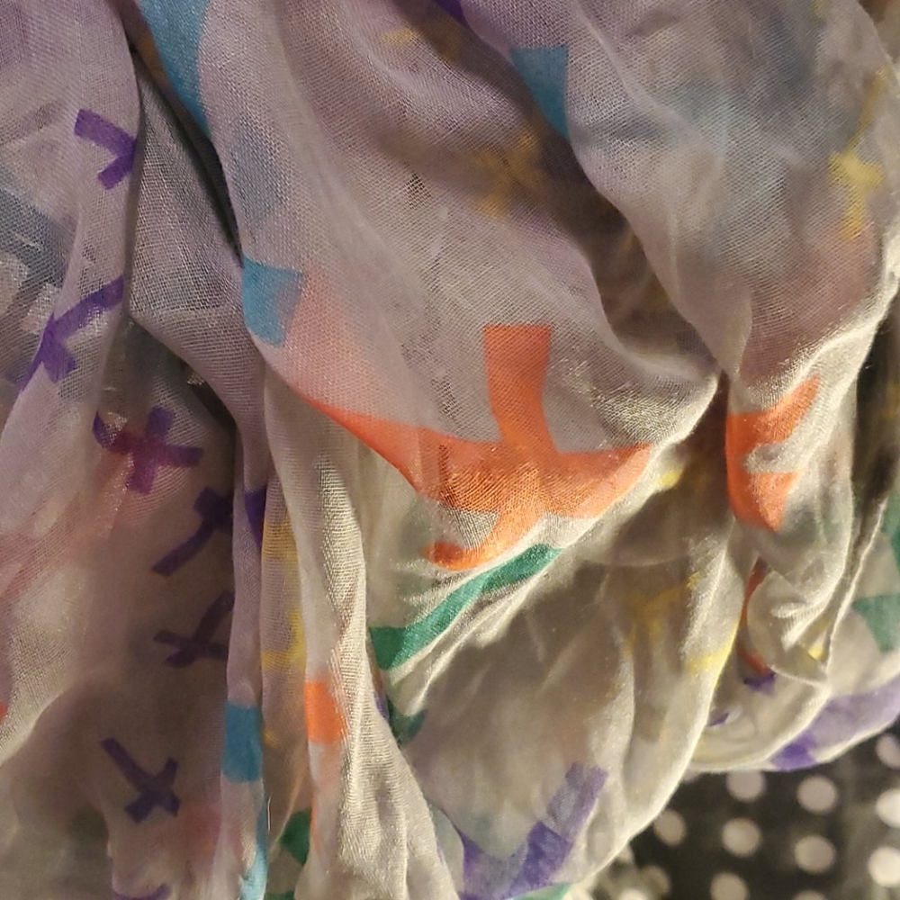 Scarf - Picture 3 of 4